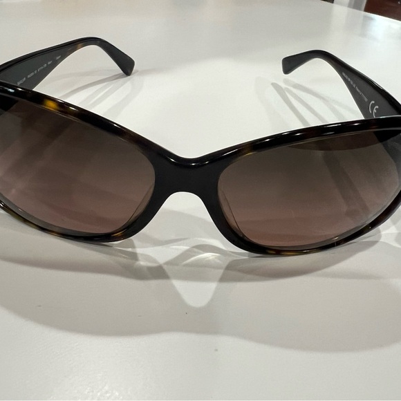 Maui Jim Tortoise Shell Sunglasses - Picture 1 of 5